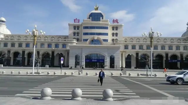 佛山到白城空運物流公司-佛山至白城物流貨運專線海陸空運輸一體化服務