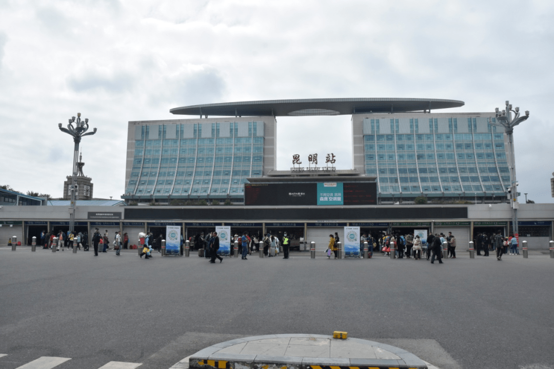 佛山到昆明空運物流公司-佛山至昆明物流貨運專線海陸空運輸一體化服務(wù)